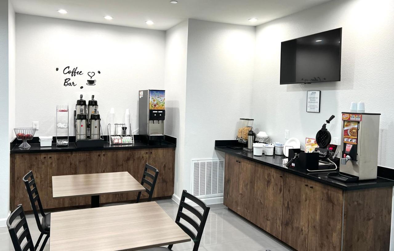 Americas Best Value Inn & Suites Kingwood Iah Airport Humble Eksteriør bilde